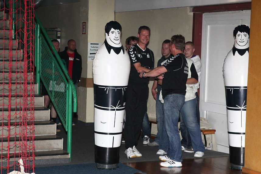 Abschied und Begr&uuml;&szlig;ung