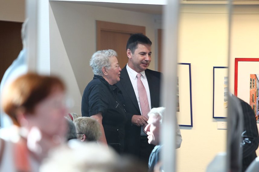 Dr. Barbara Scholz stellt aus