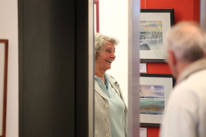 Dr. Barbara Scholz stellt aus