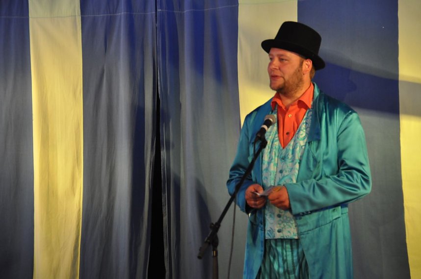 Gregor Wollnys wilder Wohnzimmerzirkus