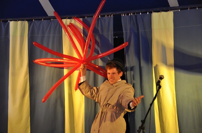 Gregor Wollnys wilder Wohnzimmerzirkus