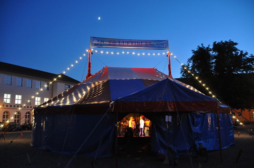 Maskenball auf dem Petersberg