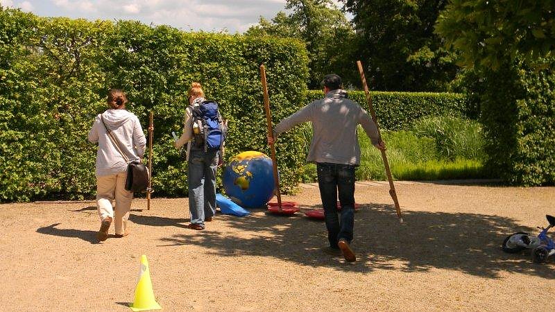 Sportliche Kinder auf dem Petersberg