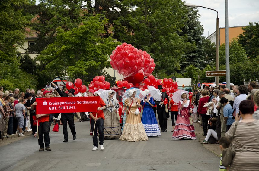 1085 Jahre in einem Umzug