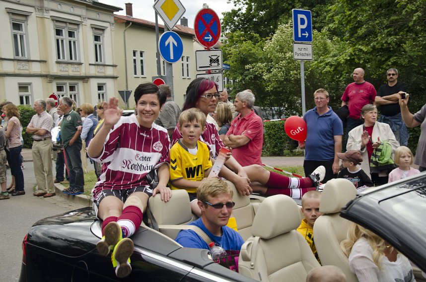 1085 Jahre in einem Umzug