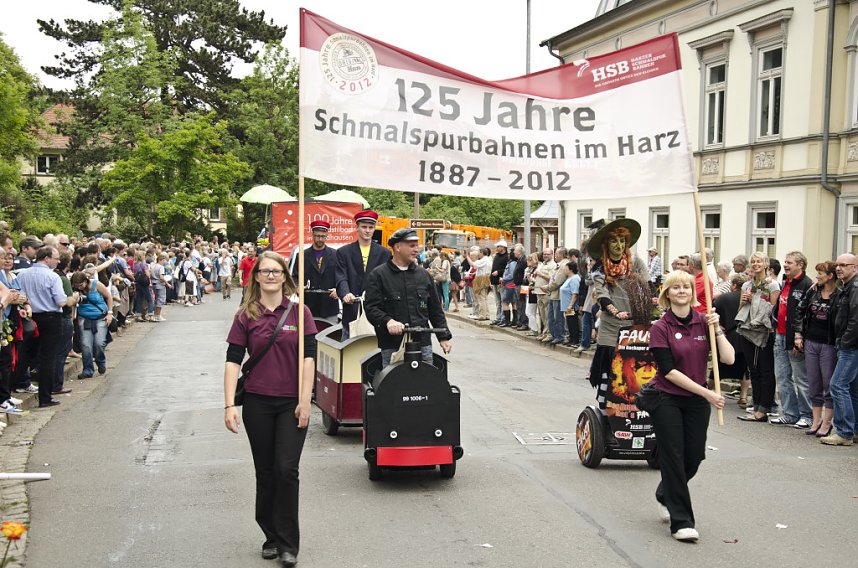 1085 Jahre in einem Umzug