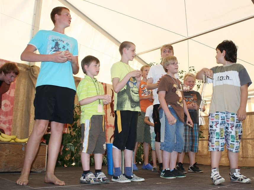 Der erste Tag im Handwerker-Camp