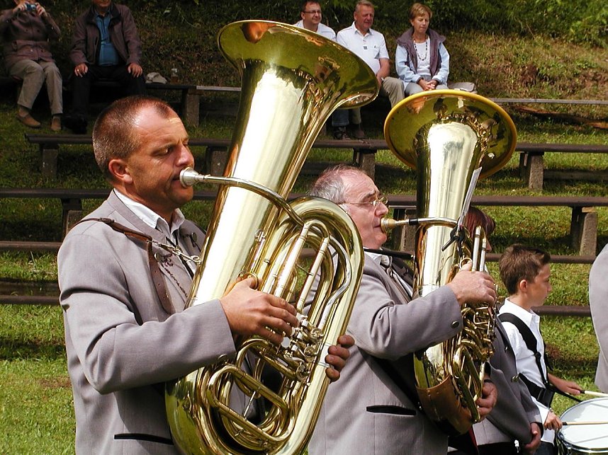 Blasmusik lag in der Luft