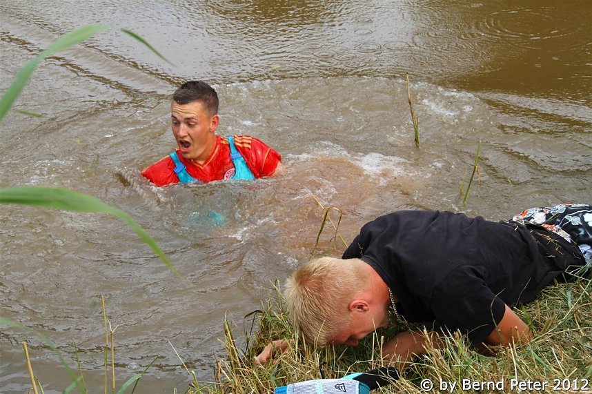 Tauziehen &uuml;ber die Wipper bei Obergebra