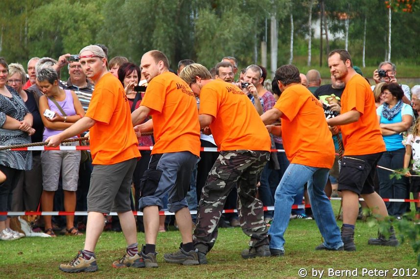 Tauziehen &uuml;ber die Wipper bei Obergebra