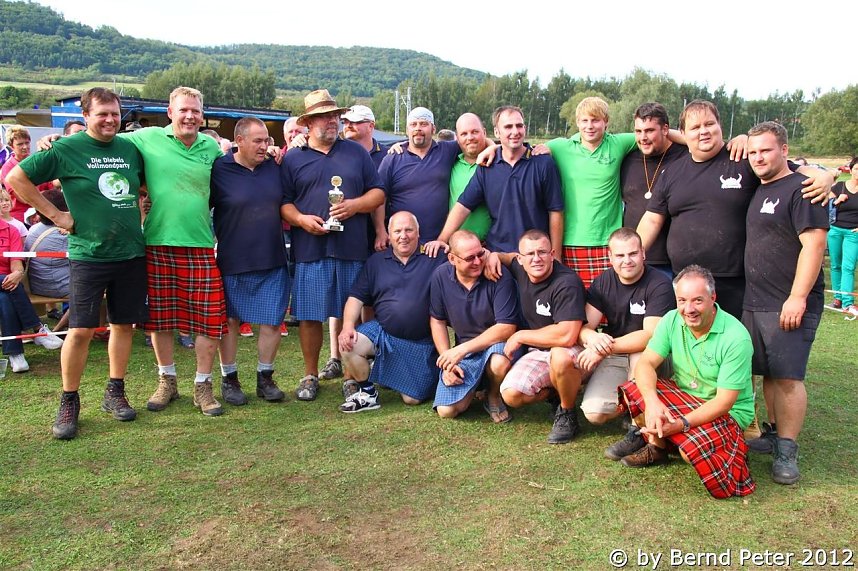 Tauziehen &uuml;ber die Wipper bei Obergebra