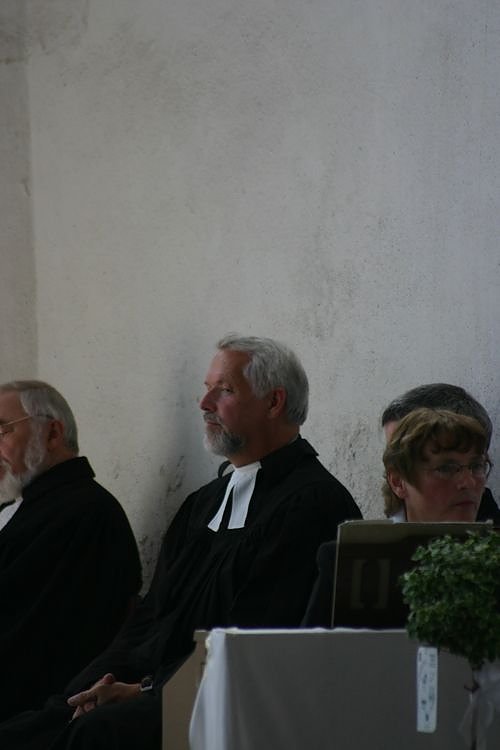 Neue Pfarrer eingef&uuml;hrt