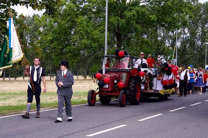 Festumzug in Obergebra