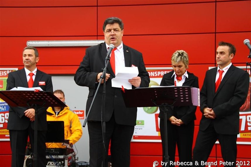 Neuer&ouml;ffnung mit Volksfest