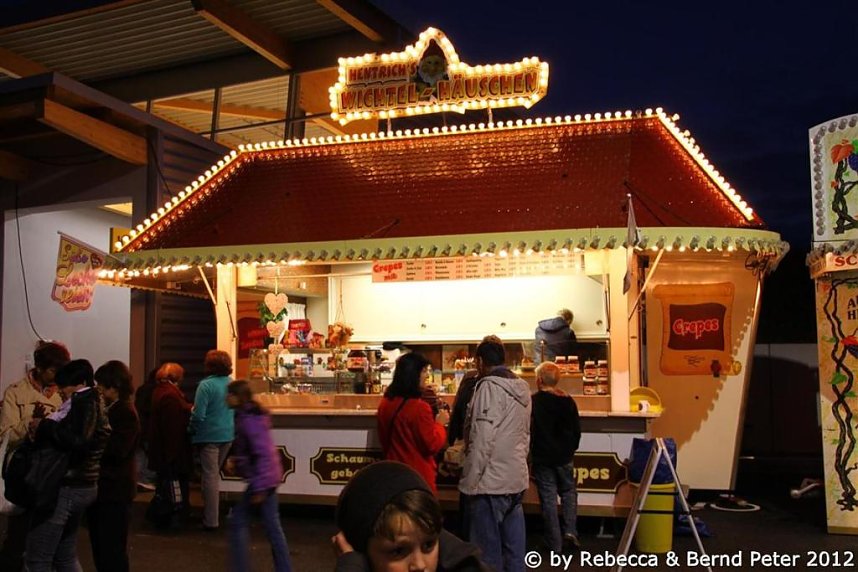 Neuer&ouml;ffnung mit Volksfest