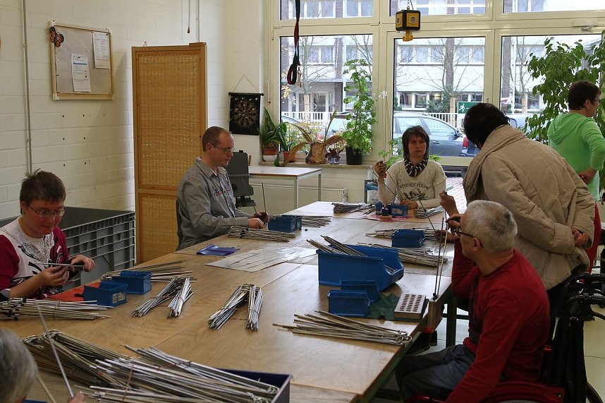Offene T&uuml;ren in der Werkstatt