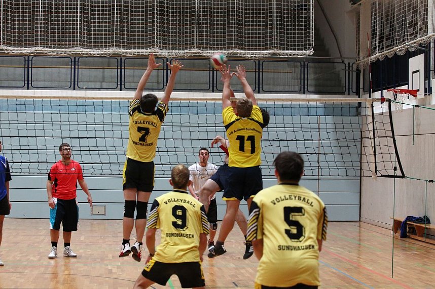 Benefiz-Turnier hat begonnen