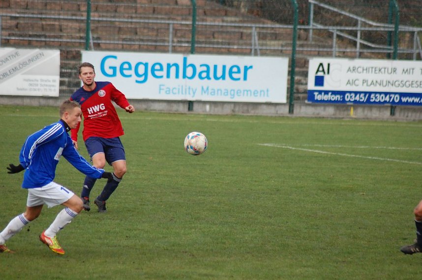 Wacker holt einen Punkt in Halle