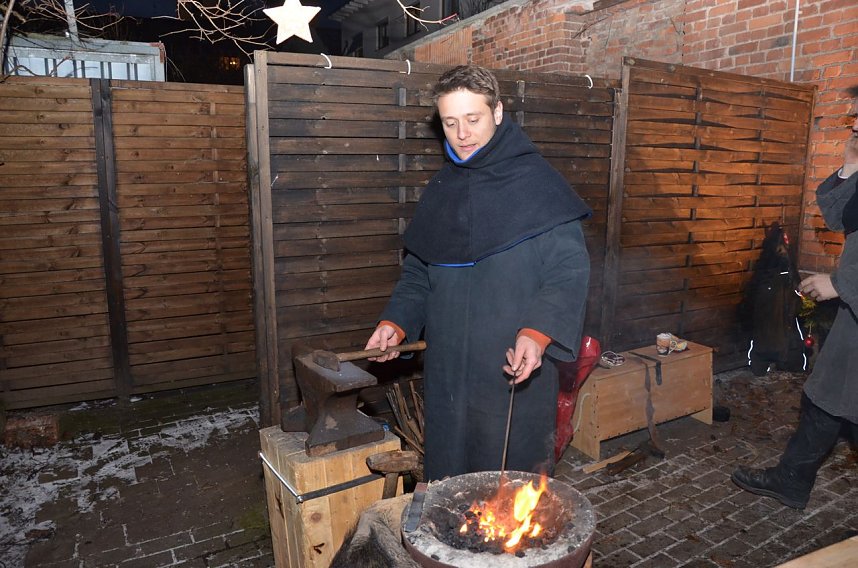 Handwerker & Adventsmarkt