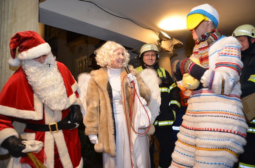 15.T&uuml;rchen am Theater