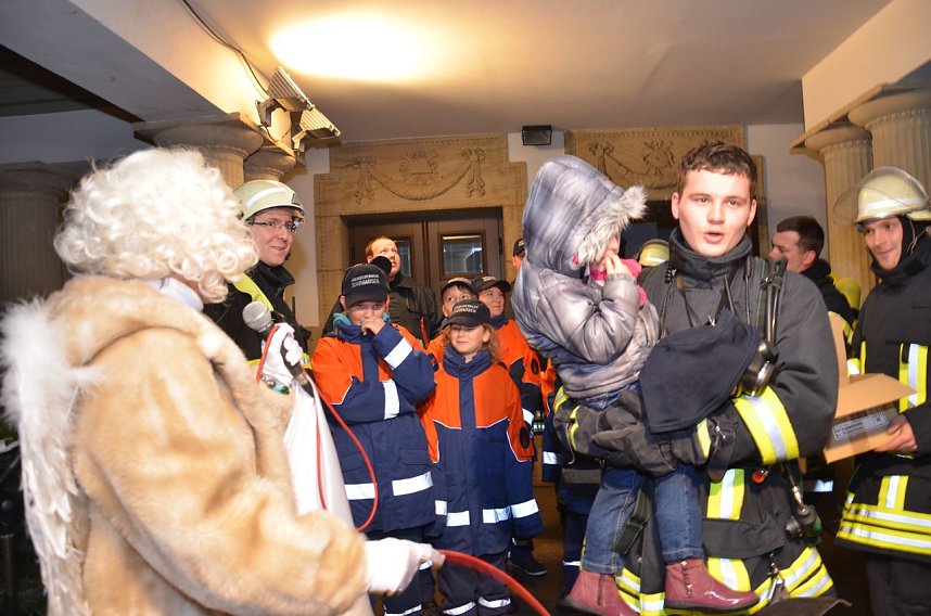 15.T&uuml;rchen am Theater