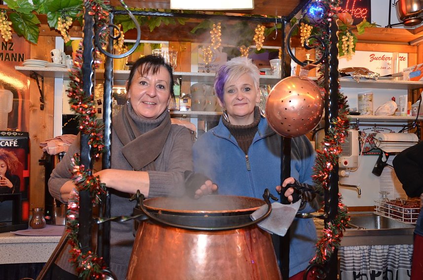 Adventsmarkt 16.T&uuml;rchen