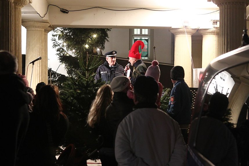 De Polizei als Fensterpate