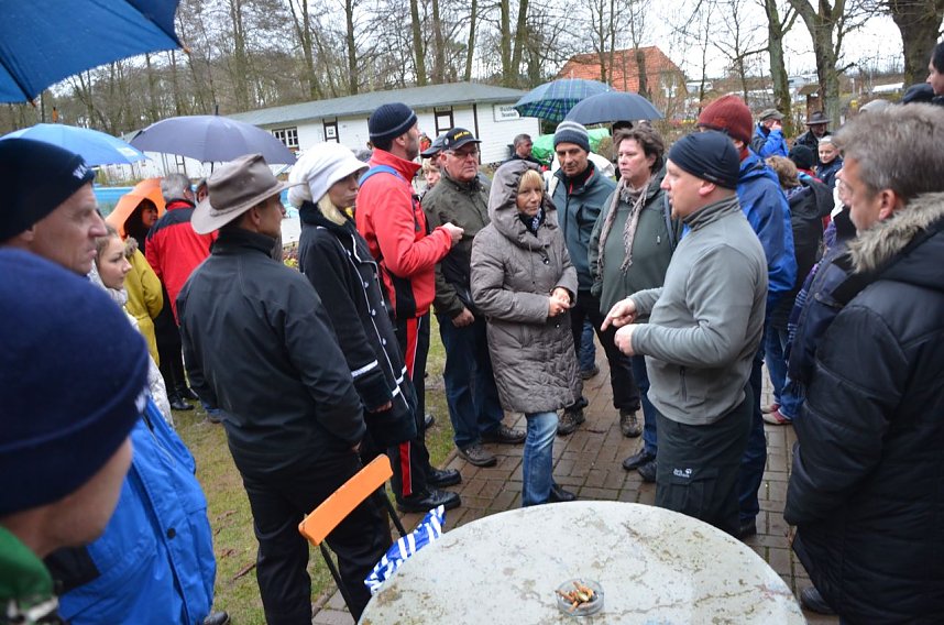 Anbaden Waldbad Neustadt