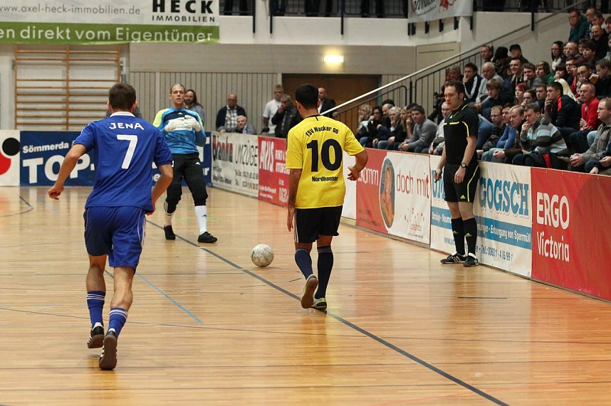 Fu&szlig;ballzauber unterm Hallendach