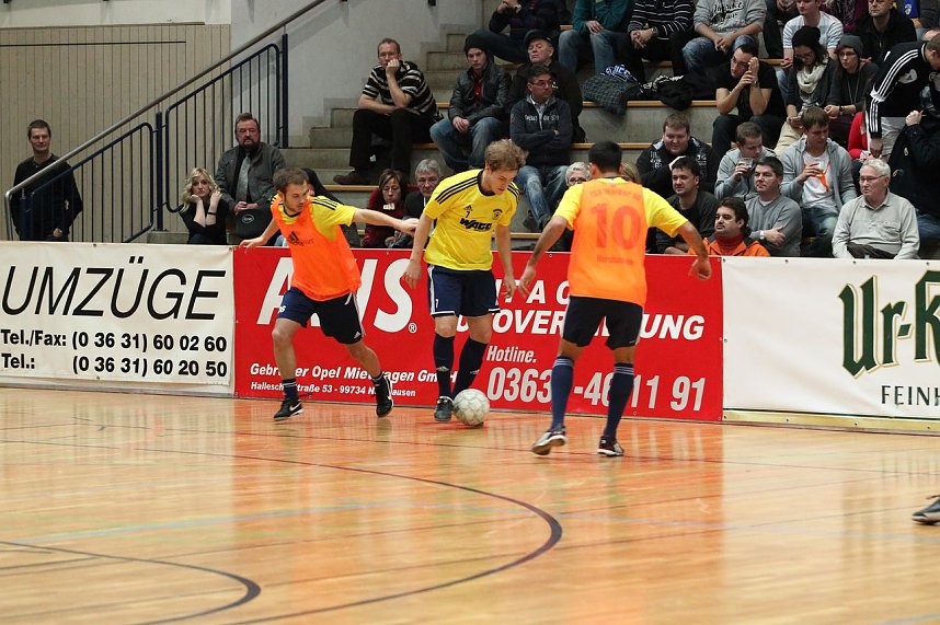 Fu&szlig;ballzauber unterm Hallendach