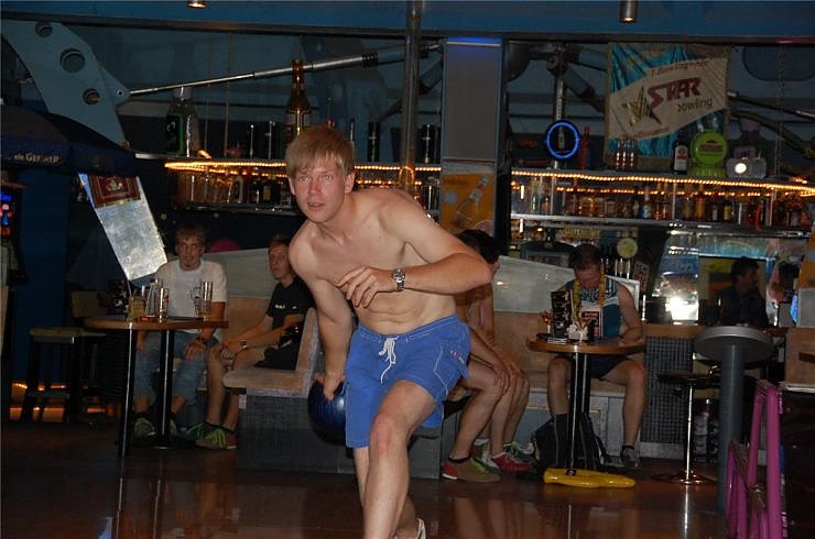 Bikini-Bowling in Nordhausen