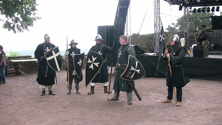 historisches Spektakel auf der Burgruine Hohnstein � Ritter