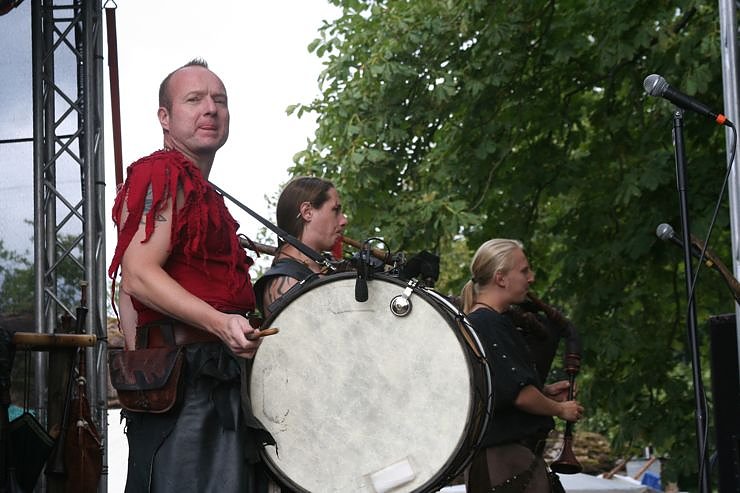 historisches Spektakel auf der Burgruine Hohnstein � wirr wahr