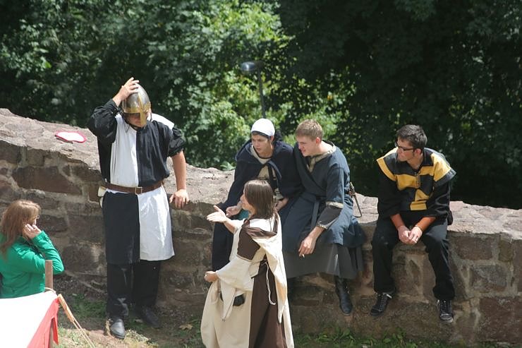 historisches Spektakel auf der Burgruine Hohnstein