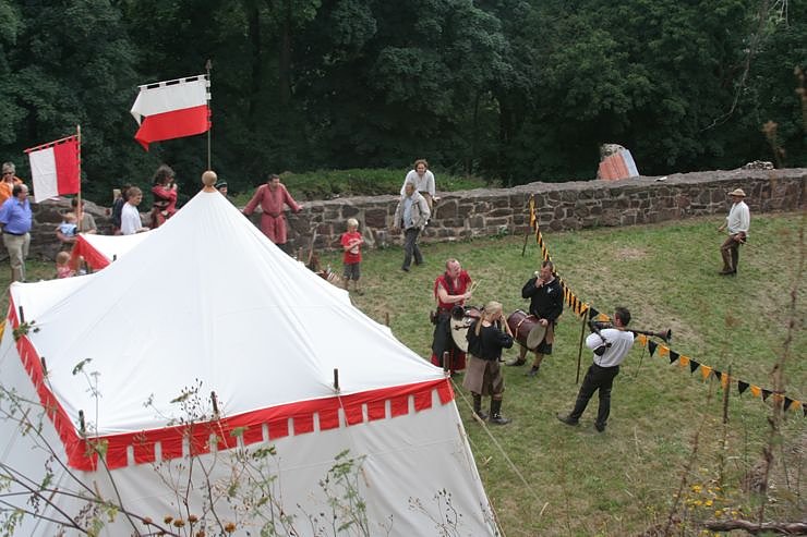 historisches Spektakel auf der Burgruine Hohnstein