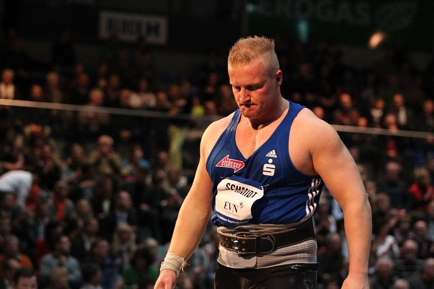 M&auml;nner beim Indoor