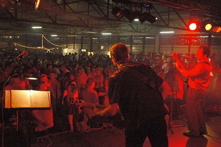 Stimmung vor und im Zelt