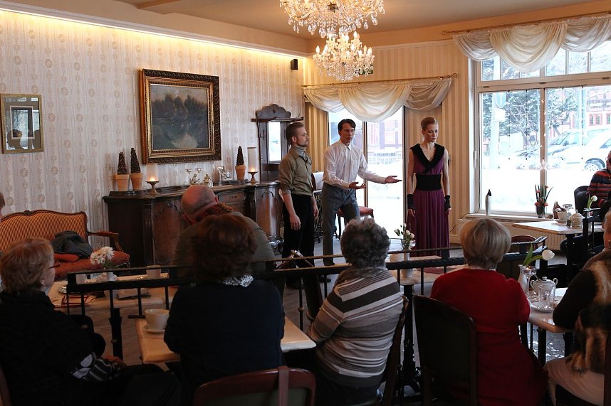 Ballett bei Kaffee und Kuchen