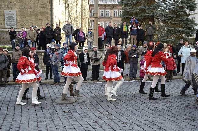 Gro&szlig;er Festumzug