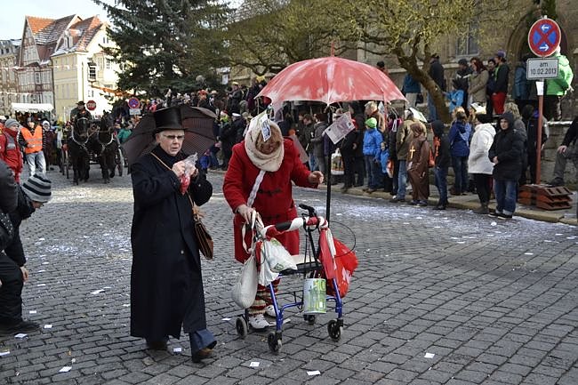 Gro&szlig;er Festumzug