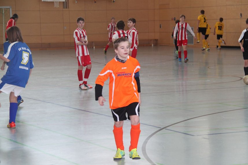 Turnier unterm Hallendach