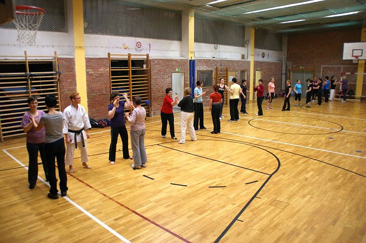 Gewalt gegen Frauen - nicht mit uns