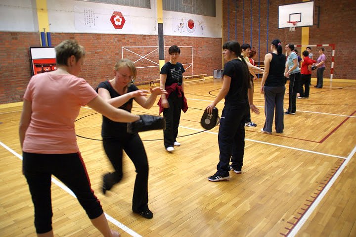Gewalt gegen Frauen - nicht mit uns