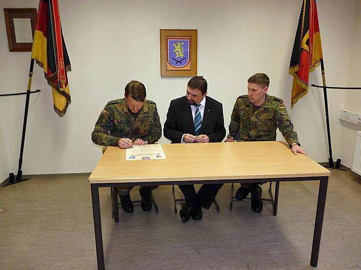 Patenschaftserkl&auml;rung unterzeichnet