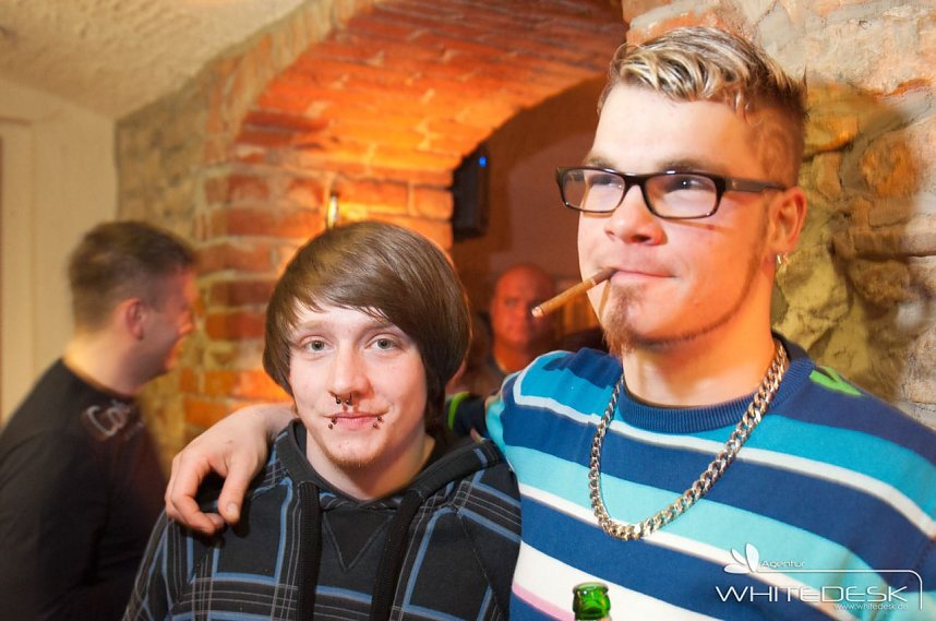 Die Spendierhosen an