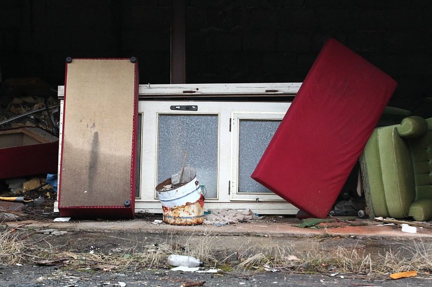 Am Morgen nach dem Brand