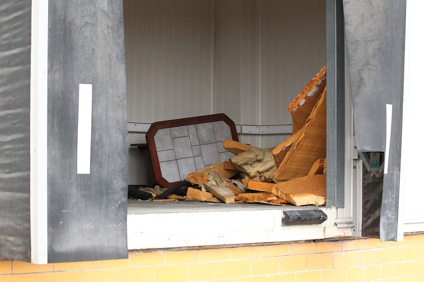 Am Morgen nach dem Brand