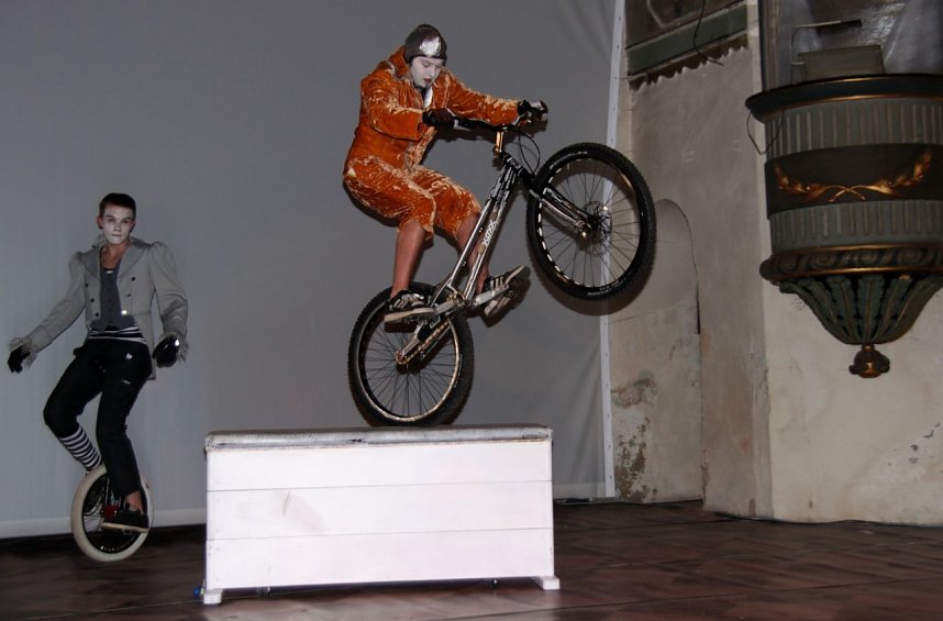 "atmosphere" in der Kirche