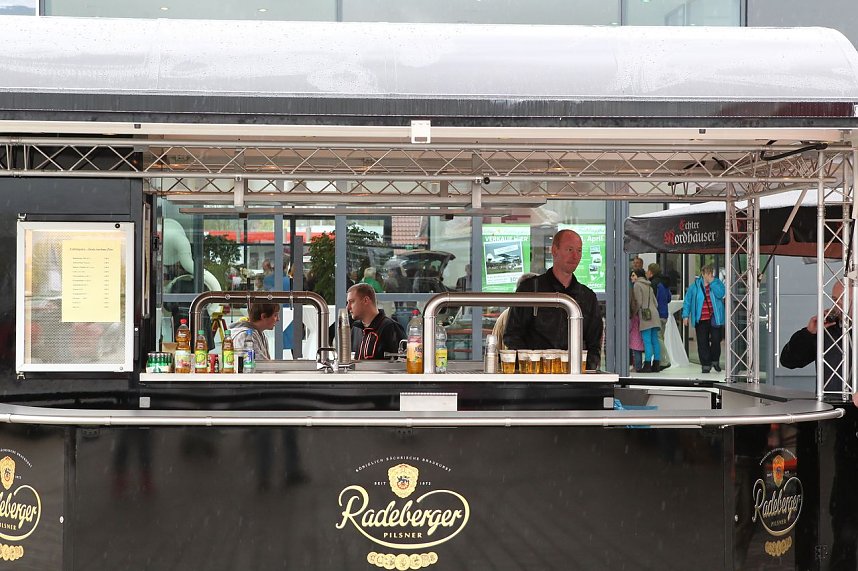 Fr&uuml;hlingsfest an der Halleschen Stra&szlig;e