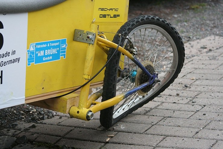 Pannen � 4. Seifenkistenrennen in Nordhausen